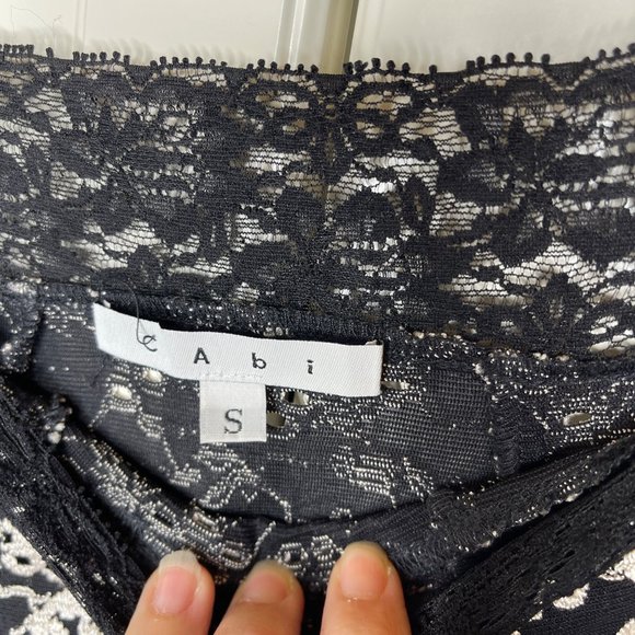CAbi Skirt Black White Elastic Lace Floral Embroidered Size S Small Stretch - Picture 8 of 12